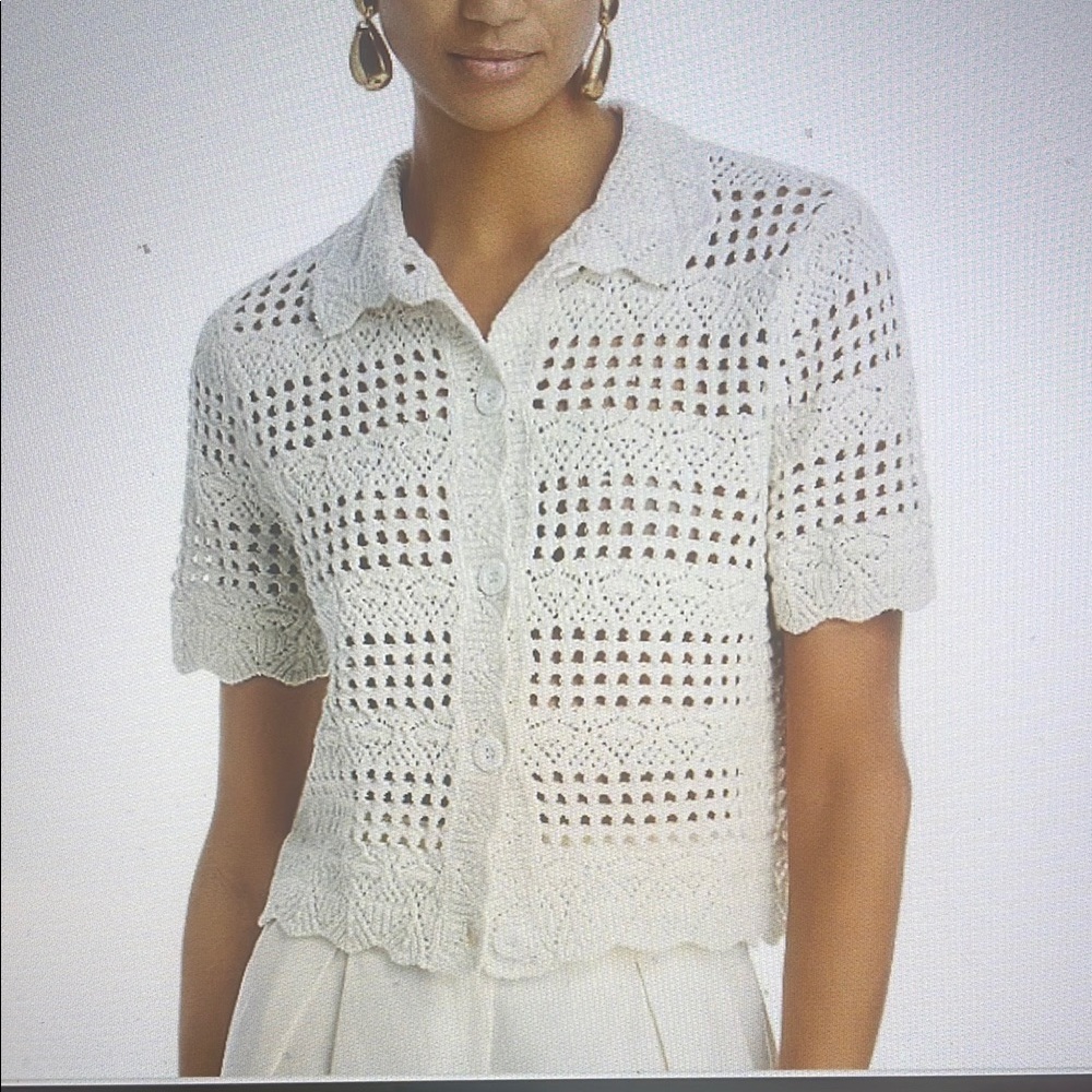 Aqua White Cropped Button Down Blouse with Peter Pan Collar NEW with TAGS